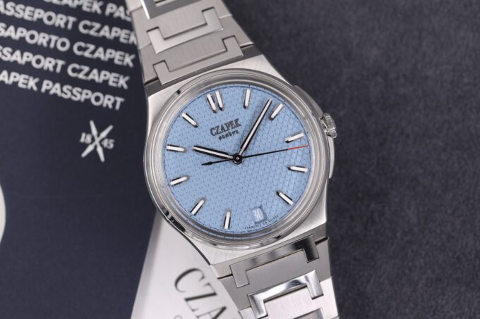 Czapek Antarctique S Passage de Drake Glacier Blue S 38,5 mm NEW 2023