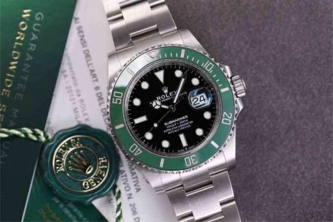 Rolex Submariner Date 126610LV Starbucks Full Set Excellent Condition